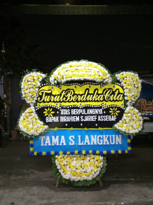 Papan Bunga Duka di Tinoor Dua